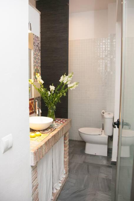 Beautiful Silent Apartment Private Parking Sevilla Buitenkant foto