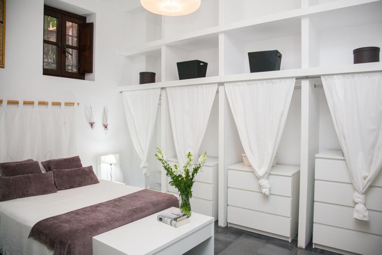Beautiful Silent Apartment Private Parking Sevilla Buitenkant foto